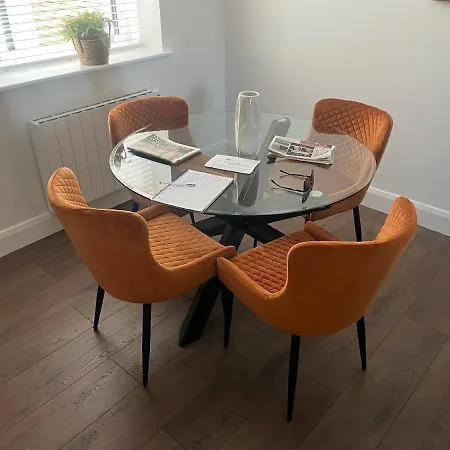 The Woodquay Loft بيت للعطل *