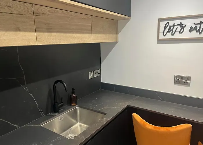 The Woodquay Loft بيت للعطل