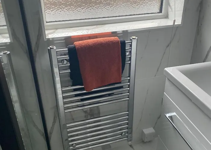 The Woodquay Loft غالواي