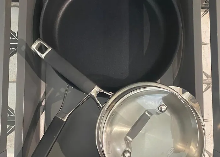 بيت للعطل The Woodquay Loft