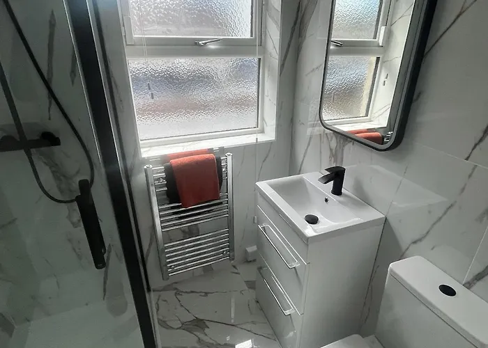 بيت للعطل The Woodquay Loft *